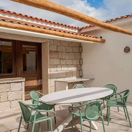 Villa Nuova Di Design Con Piscina Privata San Pantaleo