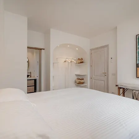 Nuova Di Design Con Piscina Privata סן פנטלאו