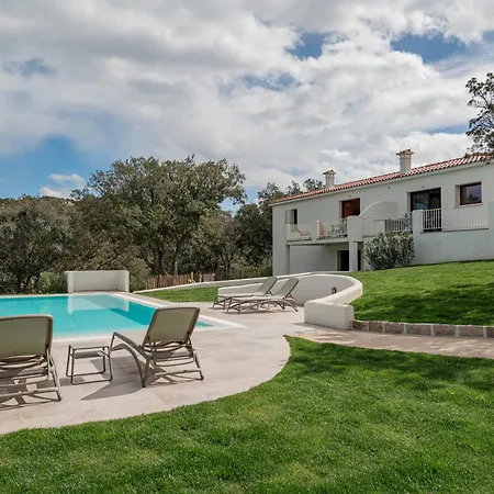 Nuova Di Design Con Piscina Privata Villa San Pantaleo