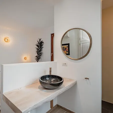 Nuova Di Design Con Piscina Privata * Сан-Панталео