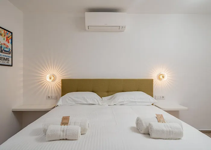 Nuova Di Design Con Piscina Privata 别墅 圣帕特雷拉